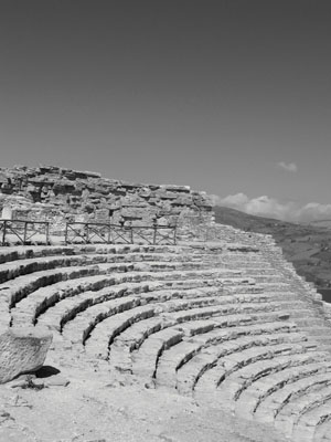 segesta_amfitheater_2_thumb.jpg